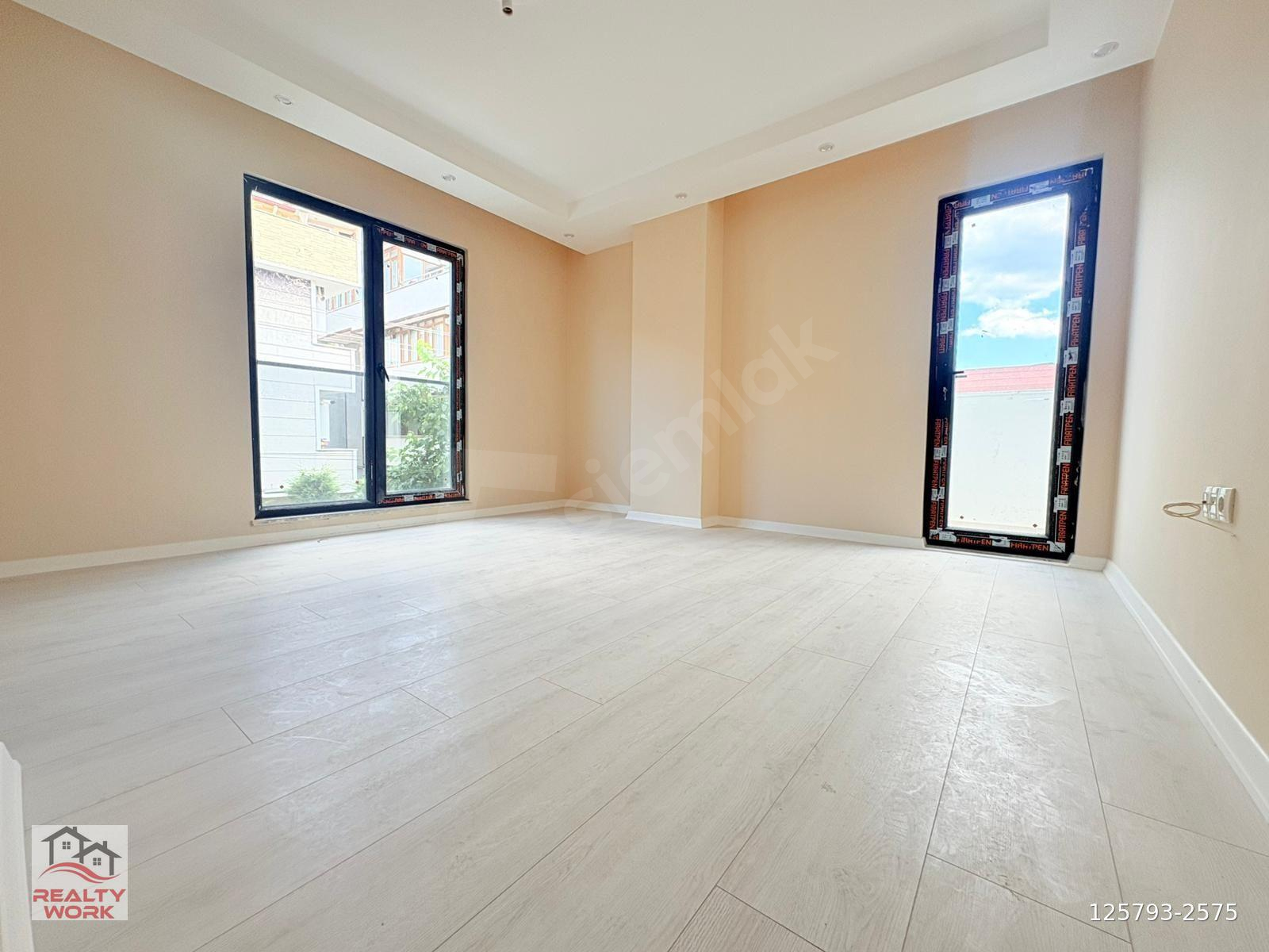BAĞLARBAŞI MAHALLESİNDE 110M² 3+1 FERAH KULLANIMLI ARA KAT DAİRE