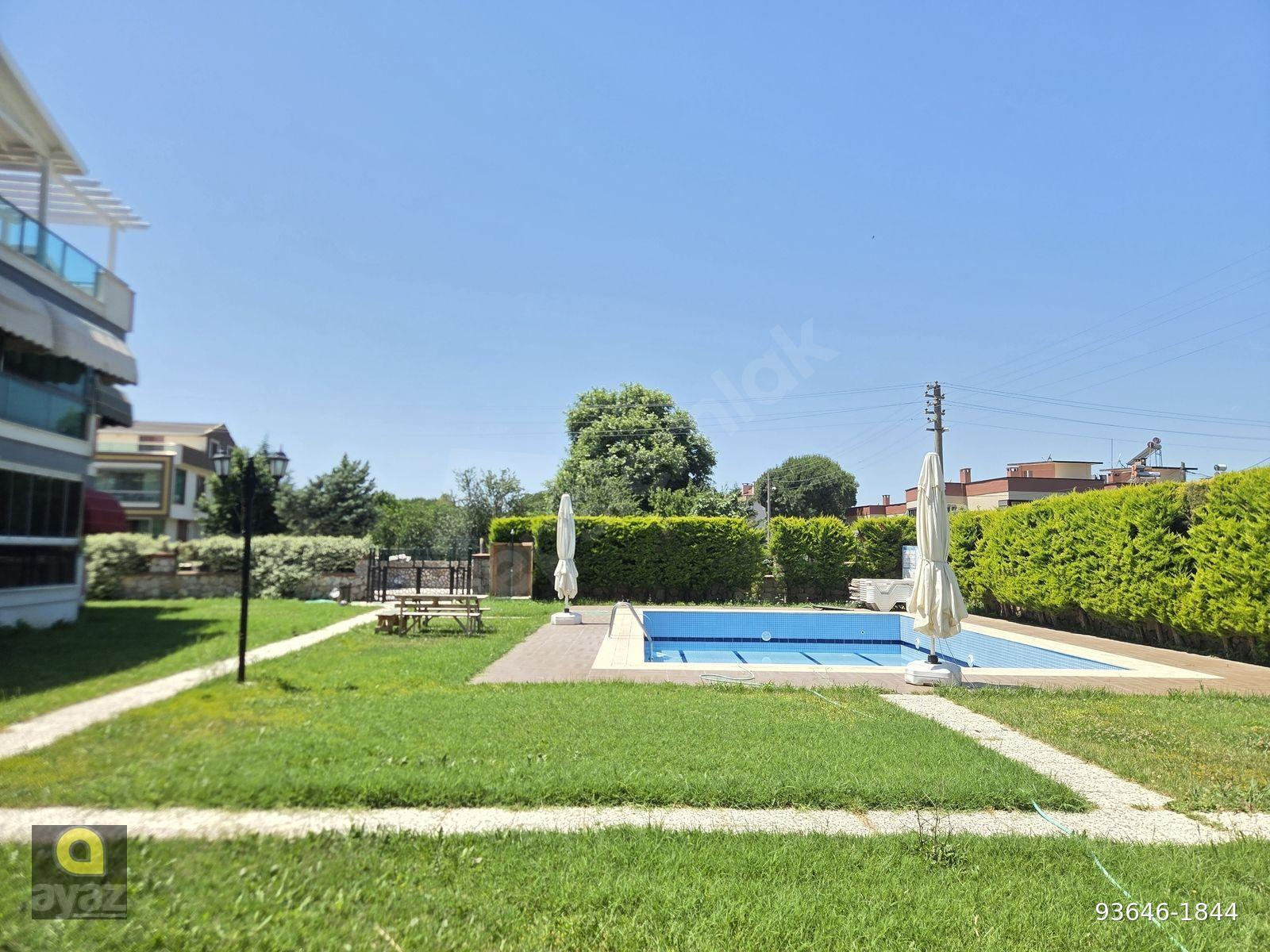 ERDEK SAHİL MAHALLESİ HAVUZ MANZARALI SİTE İÇİ SATILIK 4+1 DAİRE