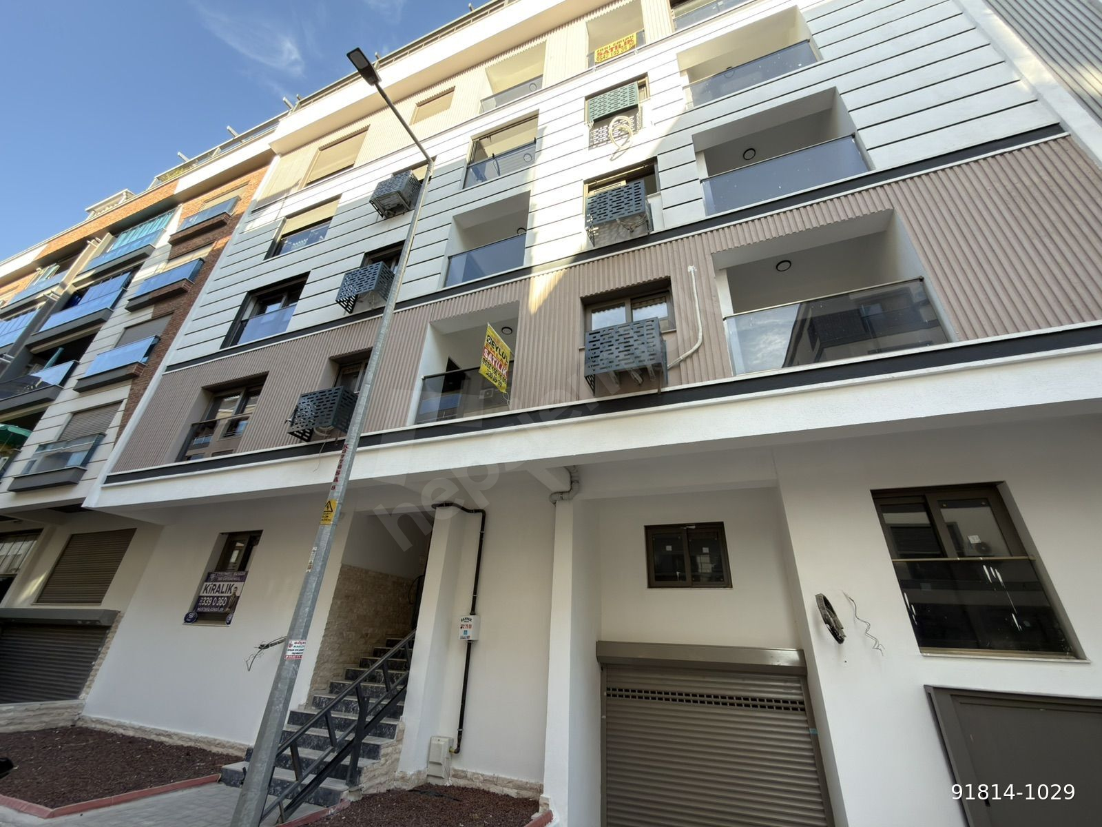 9 EYLÜL EMLAK DEMIRKÖPRÜ MERKEZDE SIFIR 3+1 SATILIK DAİRE