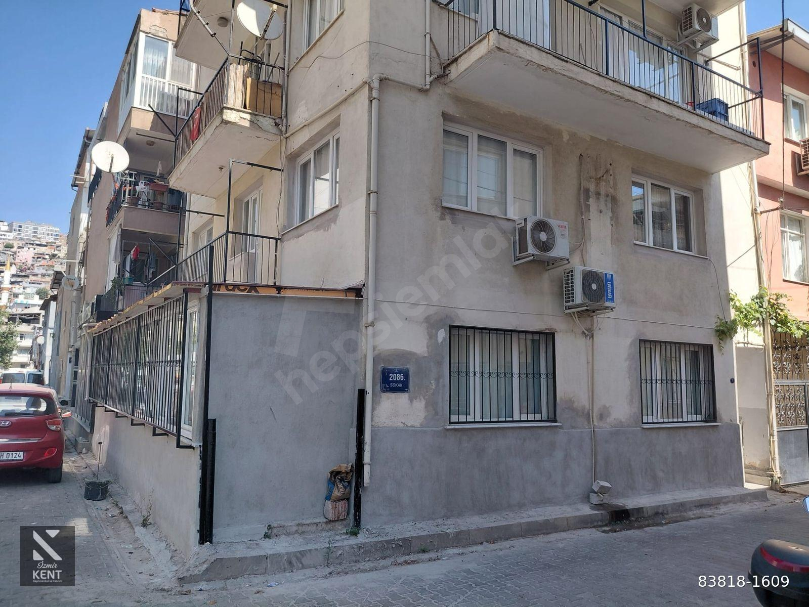 Bayraklı Tepekule Mahallesin Satılık 2+1 Daire 85 m2