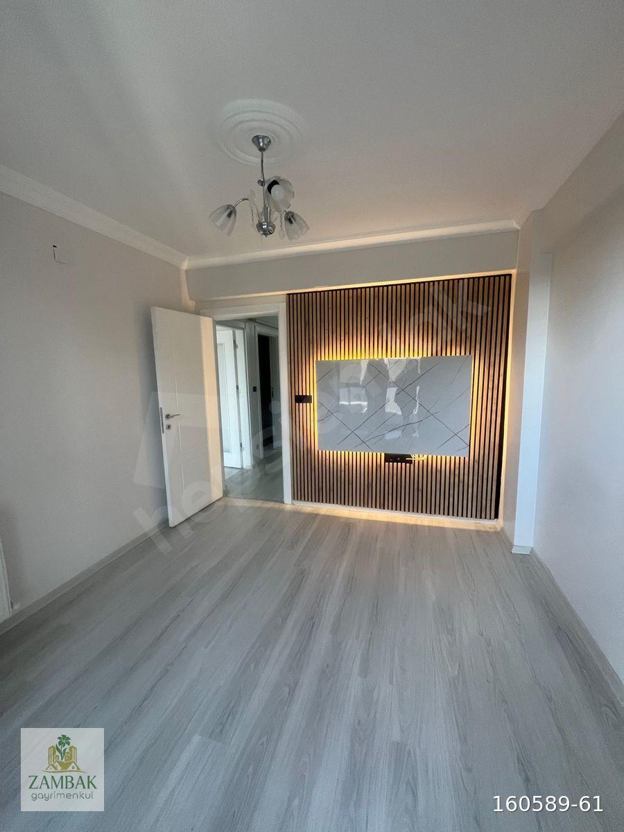 Akhisar Reşatbey mahallesi kiralık 2+1 daire989