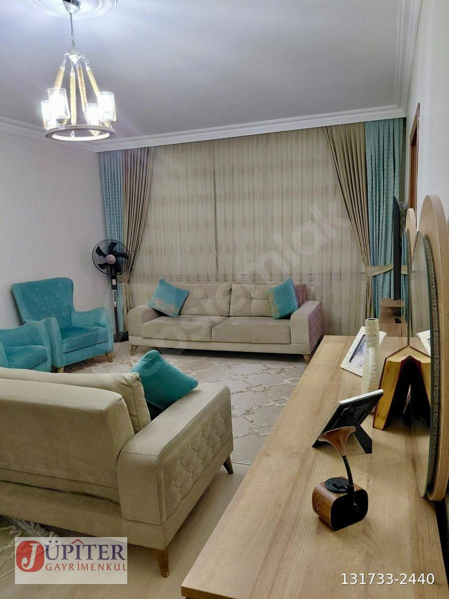 JÜPİTER GAYRİMENKUL'DEN DEMETLALEDE METRO YAKINI SATILIK 3+1
