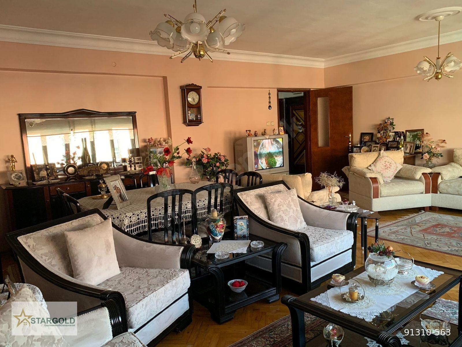 SATILIK BALIKESİR ÇARŞI MERKEZ'DE GENİŞ 3+1 DAİRE OFİS 140 m2