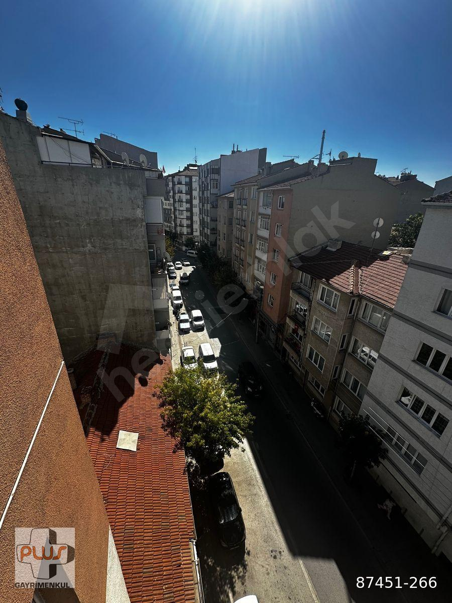 PLUS GAYRIMENKULDEN KIRIM CADDESI UZERINDE 3+1 DAIRE