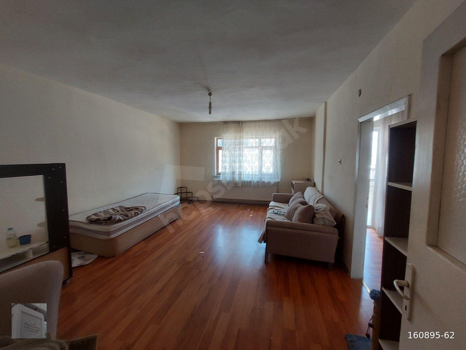 SİNCAN MALAZGİRT MAHALLESİ KARAYOLU SOKAK DA SATILIK 3+1 DAİRE.1 KAT DA