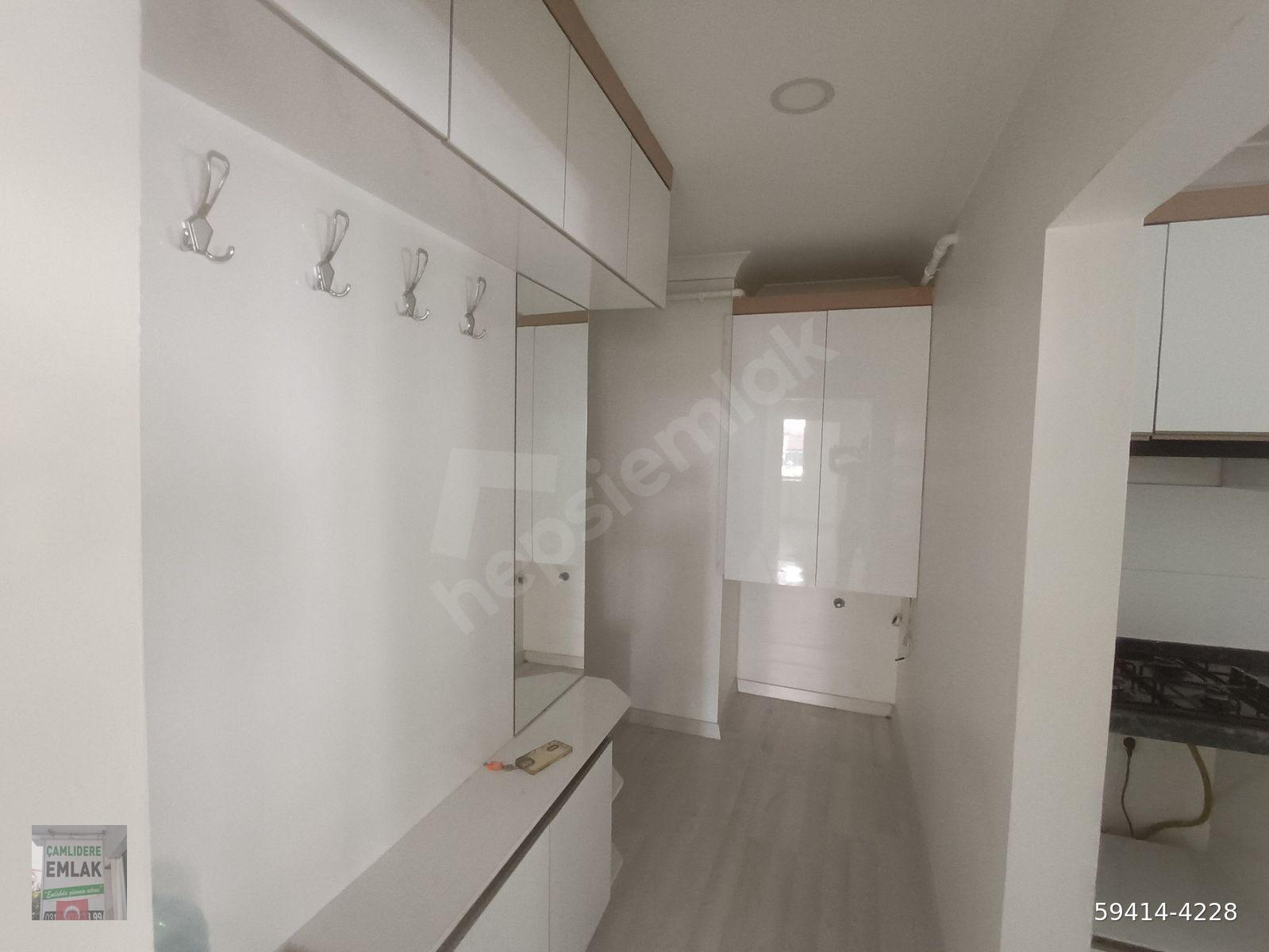 ÇAMLIDERE EMLAKTAN NARİNDE BEKAR MEMURA METRONUN DİBİNDE FULL YAPILI 70M2 2+1 DÜZ GİRİŞ DAİRE