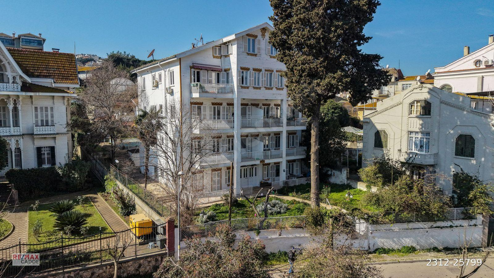 BÜYÜKADA MADEN'DE HAVUZLU BUTİK BİNADA SATILIK 3+1...