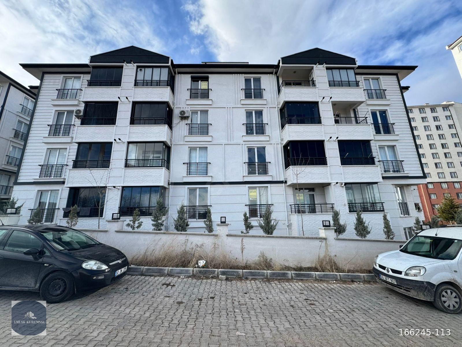 EMLAK KURUMSAL'DAN ÜNİVERSİTE BÖLGESİNDE SATILIK 1+1 DAİRE
