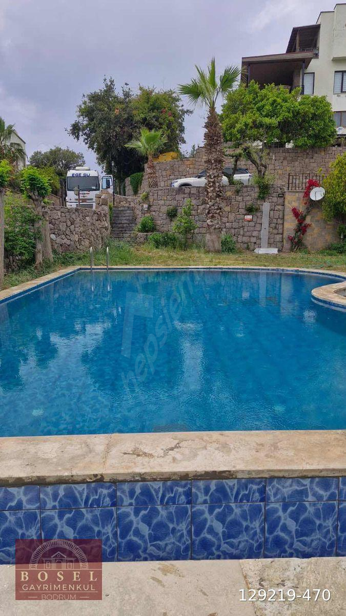 Bodrum Yalıkavak Tilkicik 2+1 Satılık Bahçe Katı Daire