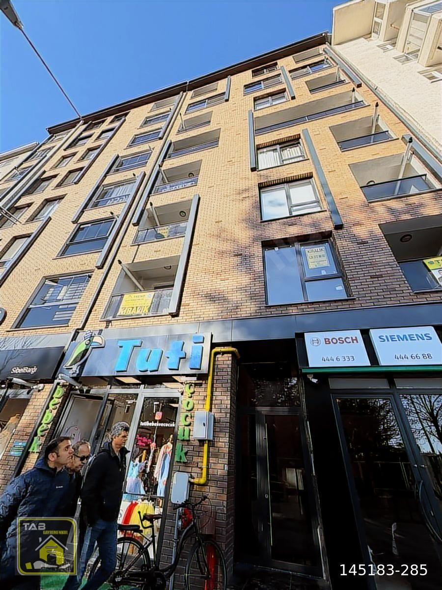 Atatürk Caddesi Üzerinde | Millet Bahçesi Manzaralı | 2+1 Sıfır