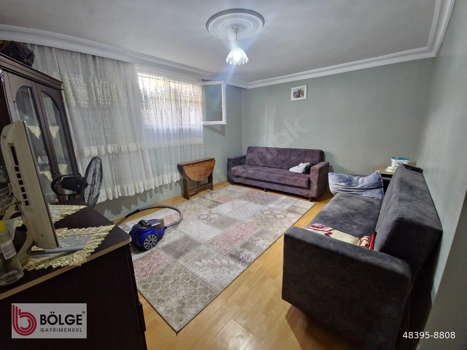 GEBZE GÜZELLER DE BELEDiYEYE YAKIN ASANSÖRLÜ 2+1 DAİRE