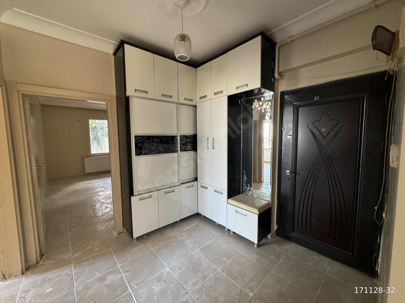 ONUR GAYRİMENKULDEN 35 MT YOLA YAKIN KİRALIK DAİRE