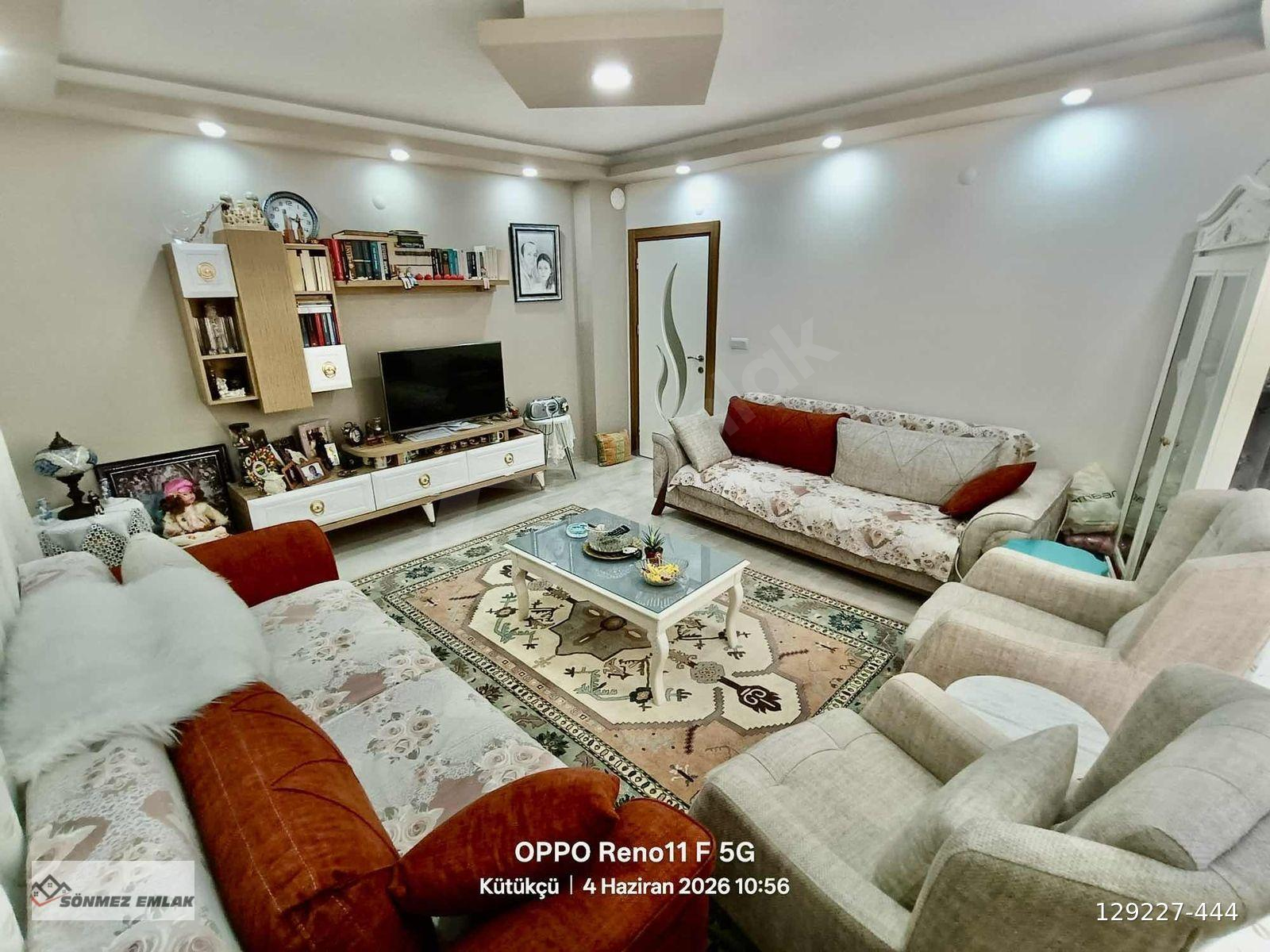 KÜTÜKÇÜ MAH.3+1 145 M ASANSÖRLÜ YOL CEPHELİ 1 KAT DAIRE