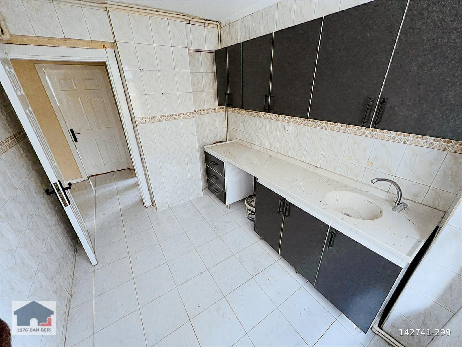 ERKANLAR'DAN_CADDE_PARALELİ_Y.GİRİŞ_BAĞIMSIZ_3+1_FIRSAT_DAİRE_