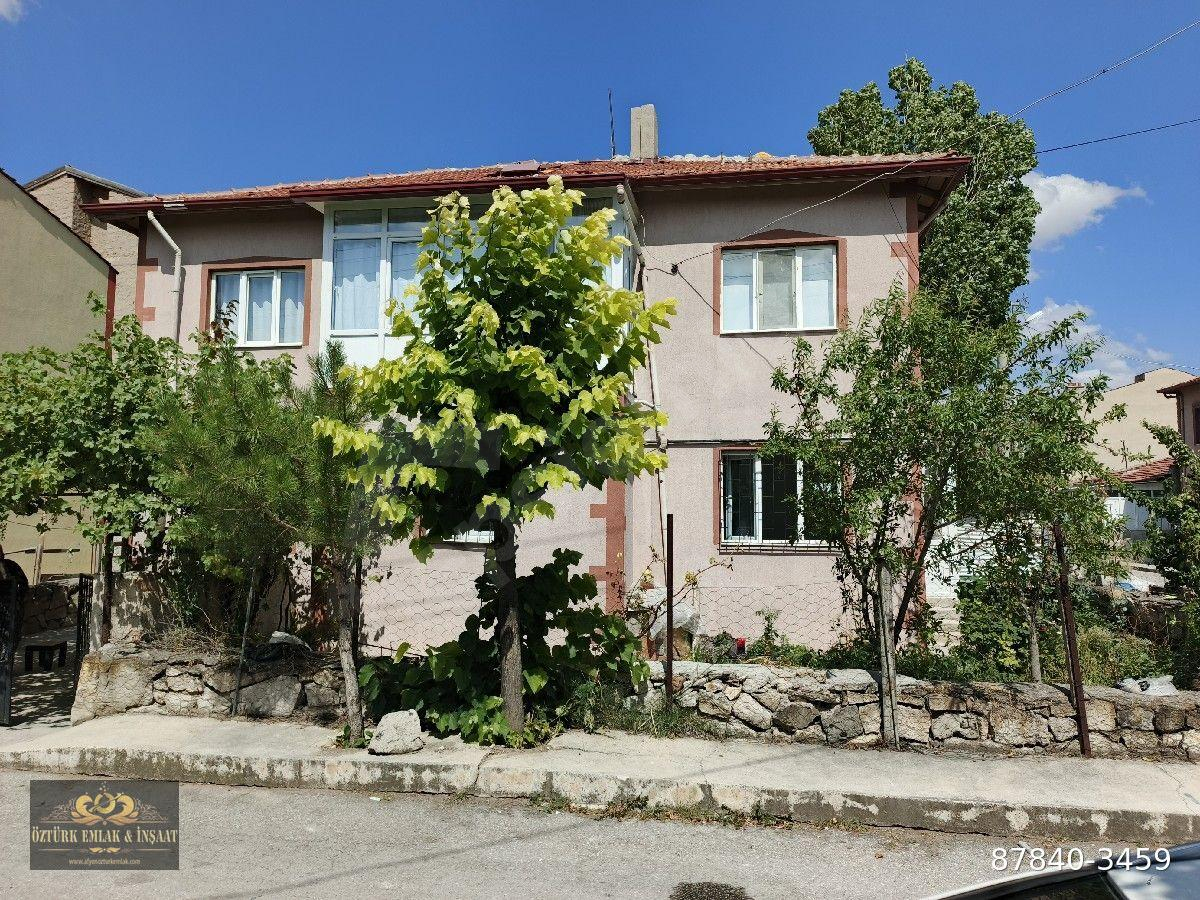 ÖZTÜRK EMLAK'TAN YENİCE MH'DE 1.KAT ISI YALITIMLI DOĞALGAZLI 2+1
