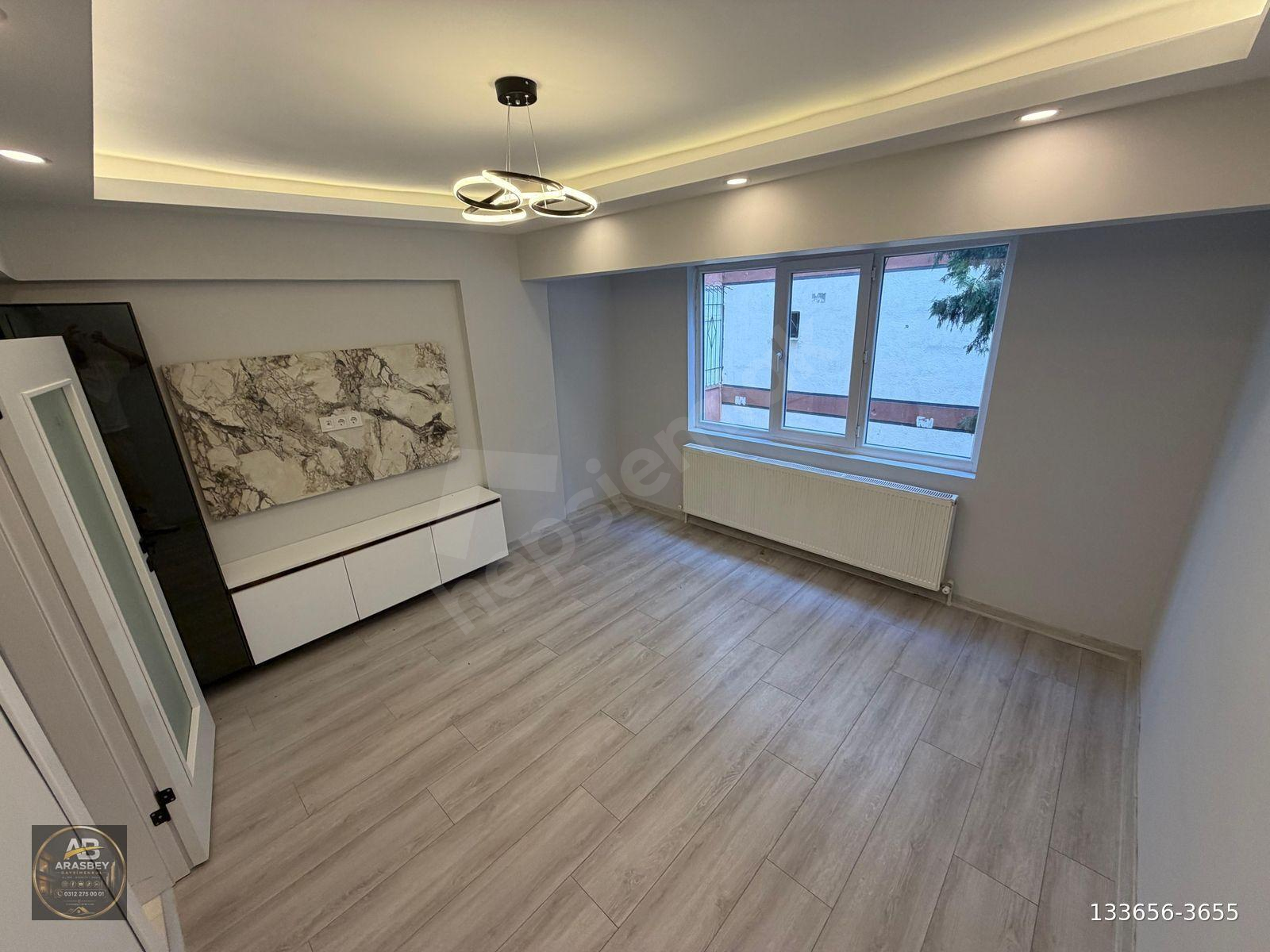 ARASBEYDN TREN YAKINI EBEVEYN BANYOLU GİYİNME ODALI ULTRALÜX 2+1