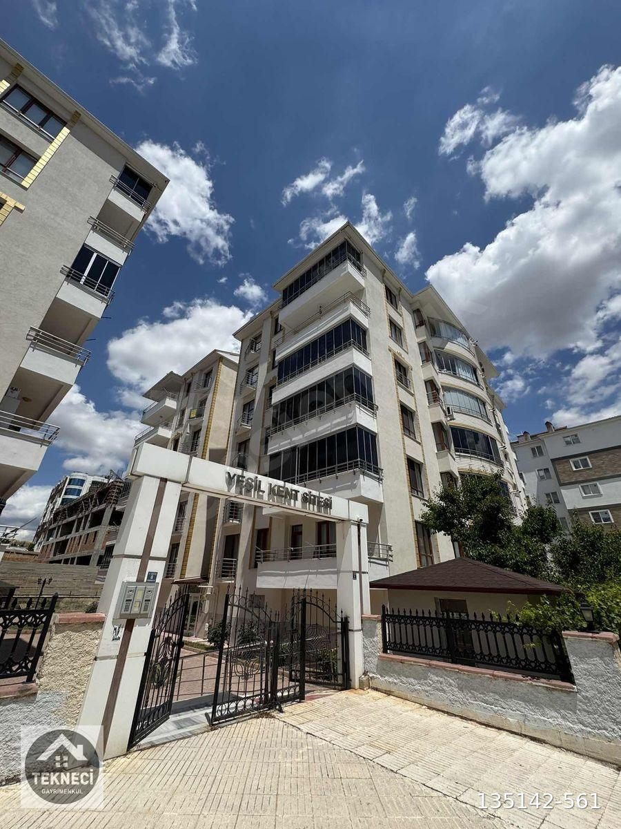 BUHARA 5.CADDE YANI YEŞİLKENT SİTESİNDE 4+1 KİRALIK DAİRE