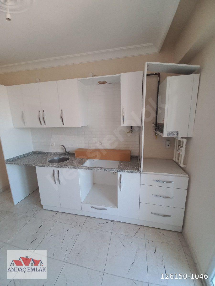 MEYDAN MAH.SELİMİYE CAMİİ KARŞISINDA SATILIK SIFIR 2+1 DAİRE