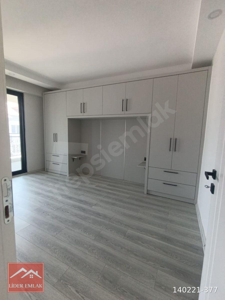 Asansörlü, Ebeveyn Banyolu, Nezih Mahallede