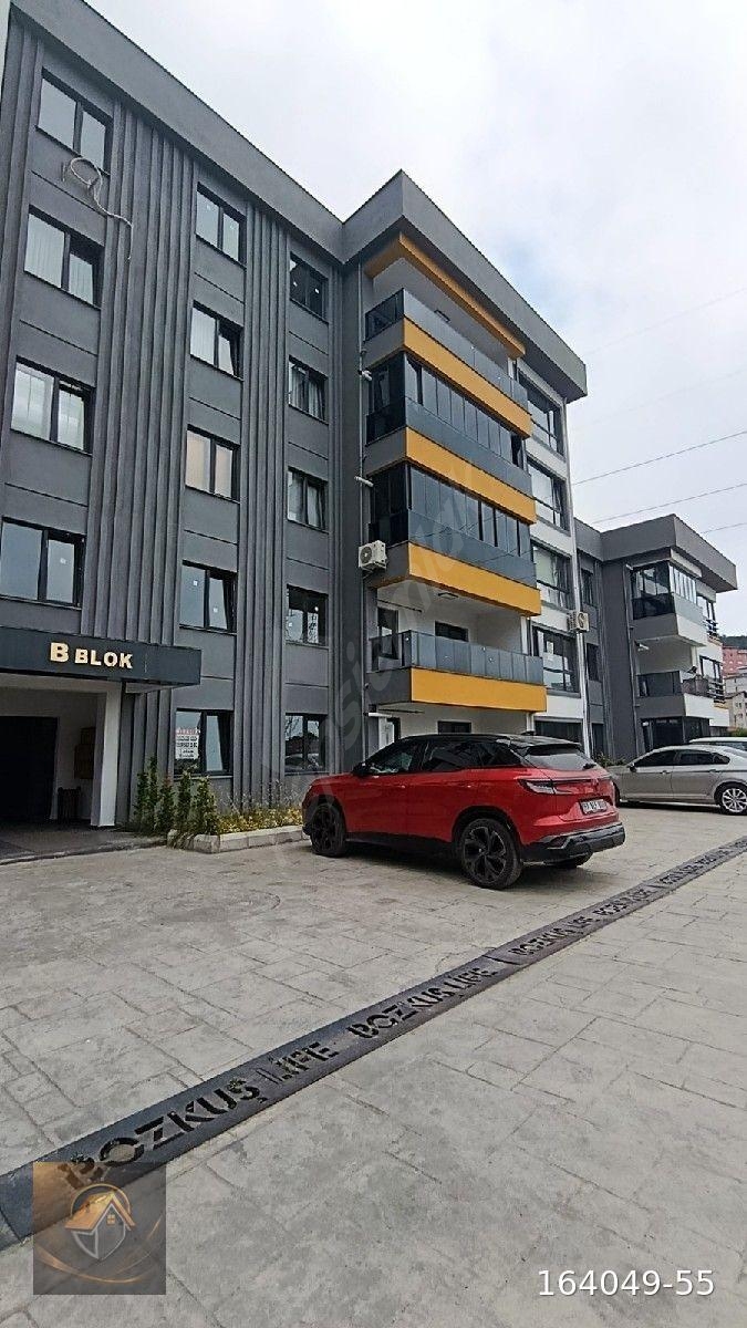 UZUN MEHMET MH.BOZKUŞ LİFE SİTESİNDE DENİZ MANZARALI YÜZME HAVUZLU SATILIK DAİRE