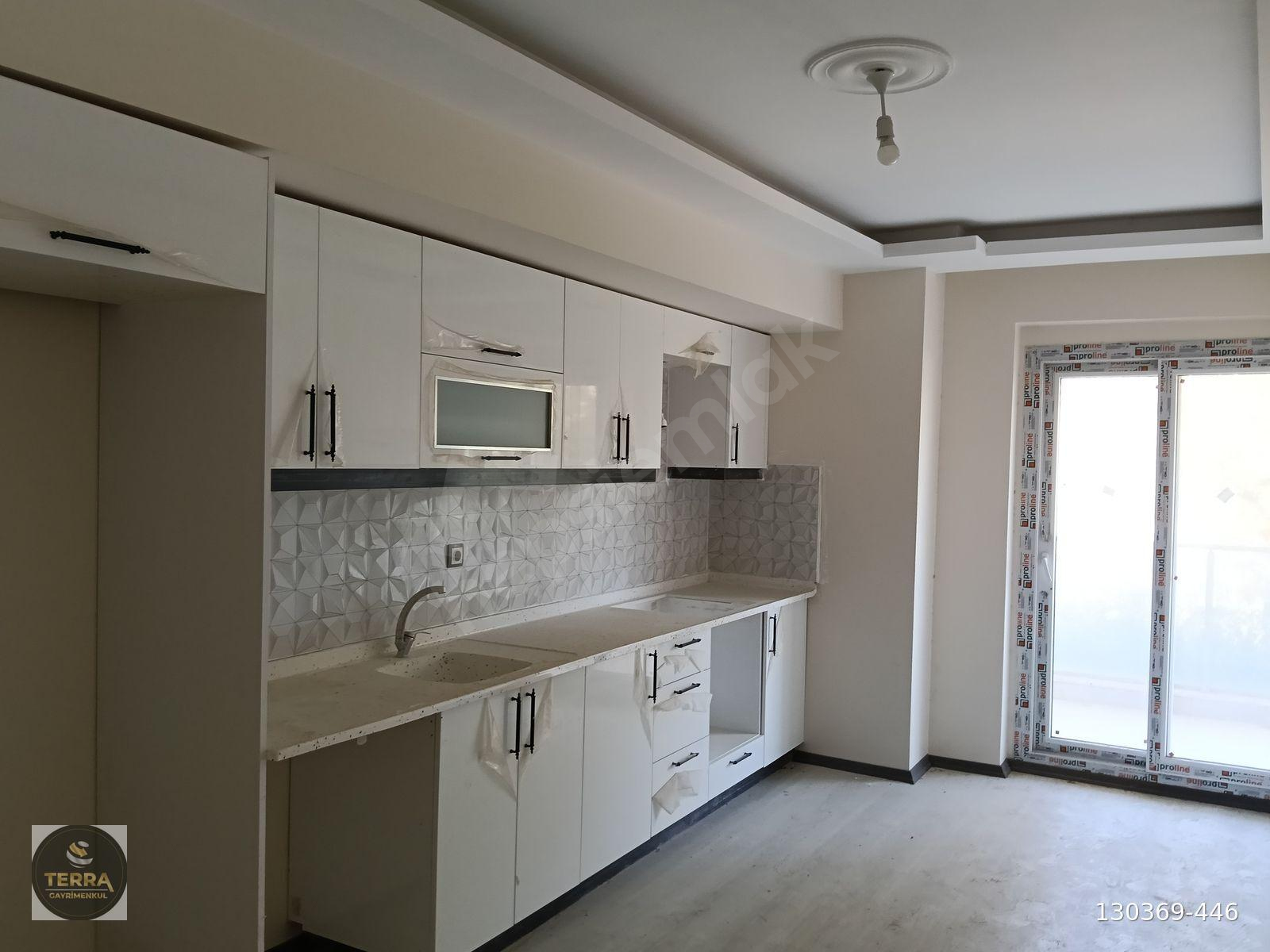 GERMENCİK YEDİEYLÜL MAH.GENİŞ SIFIR DOĞALGAZLI 3+1 KİRALIK DAİRE