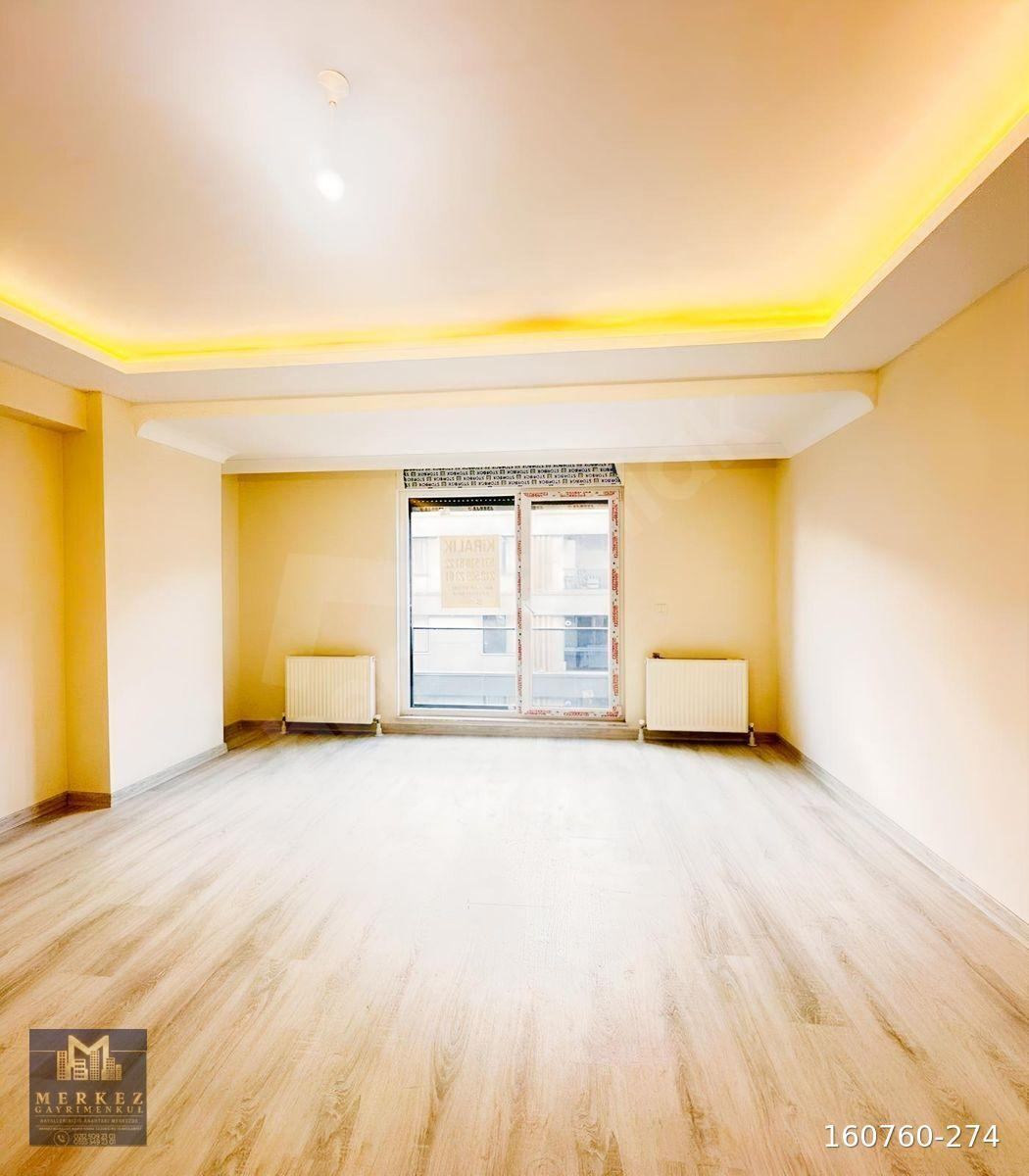 AVCILARIN GÖBEĞİNDE REŞİTPAŞA CADDESİNDE MERKEZDEN 2+1 KİRALIK
