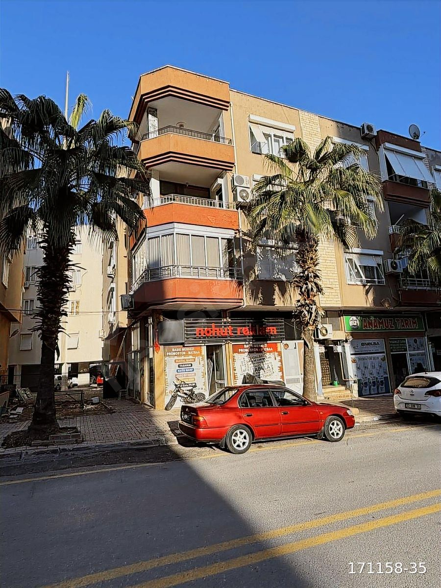 KONUMU MÜKEMMEL 2. KAT 3+1 DAİRE