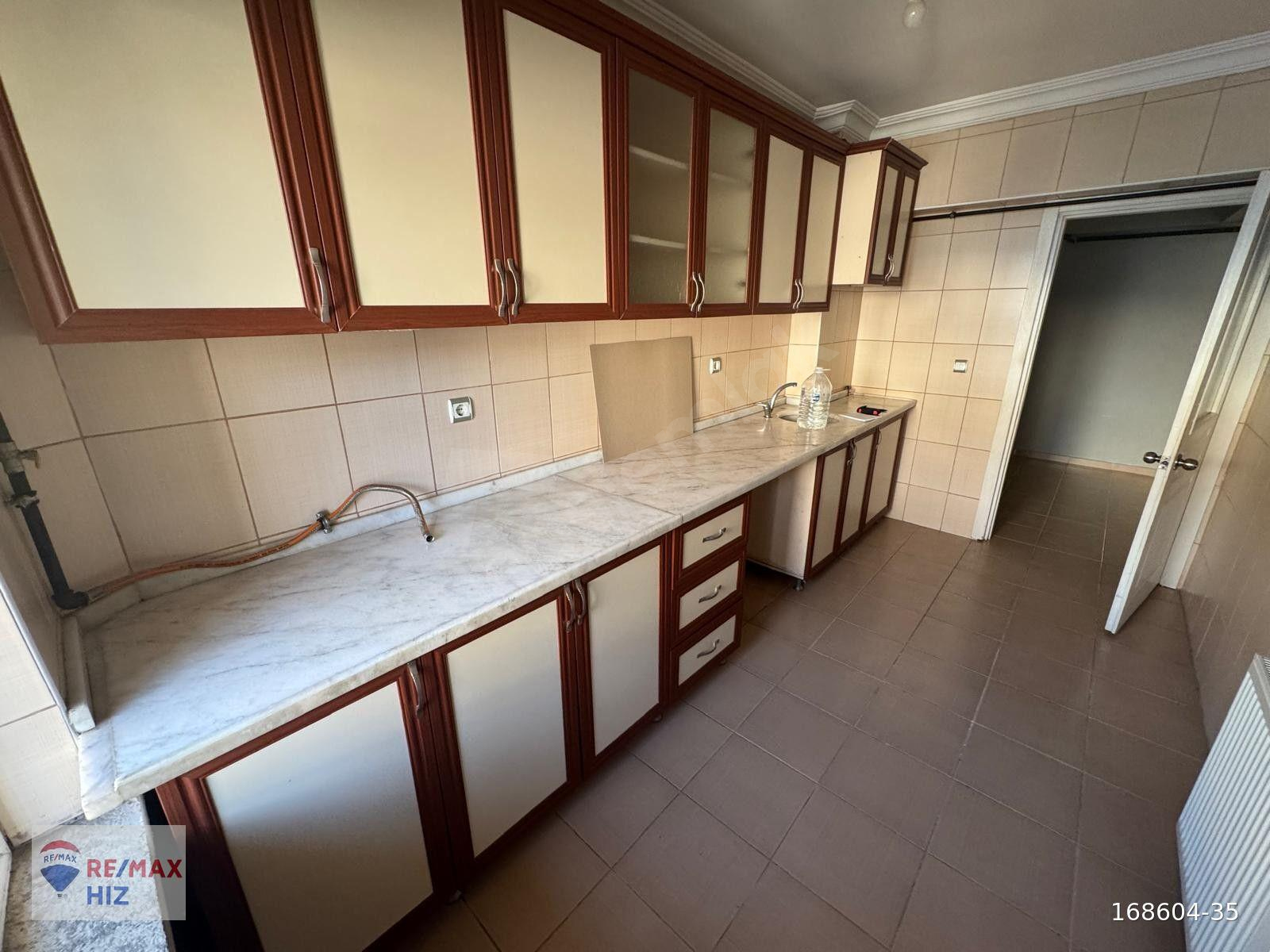 Remax Hız'dan Satılık 5+1 Dubleks Daire, 175m², Teraslı