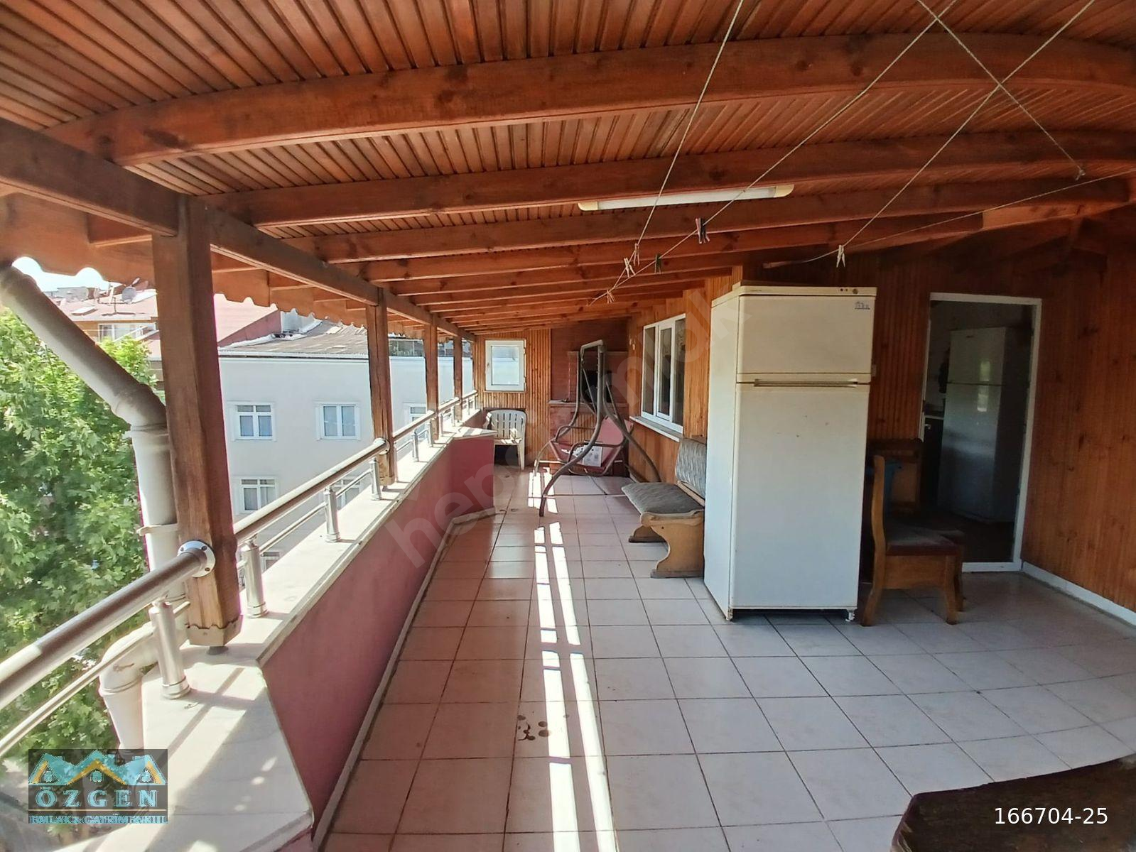 Karlıtepe'de 5+1 Mükemmel lokasyonda satılık Dubleks Daire