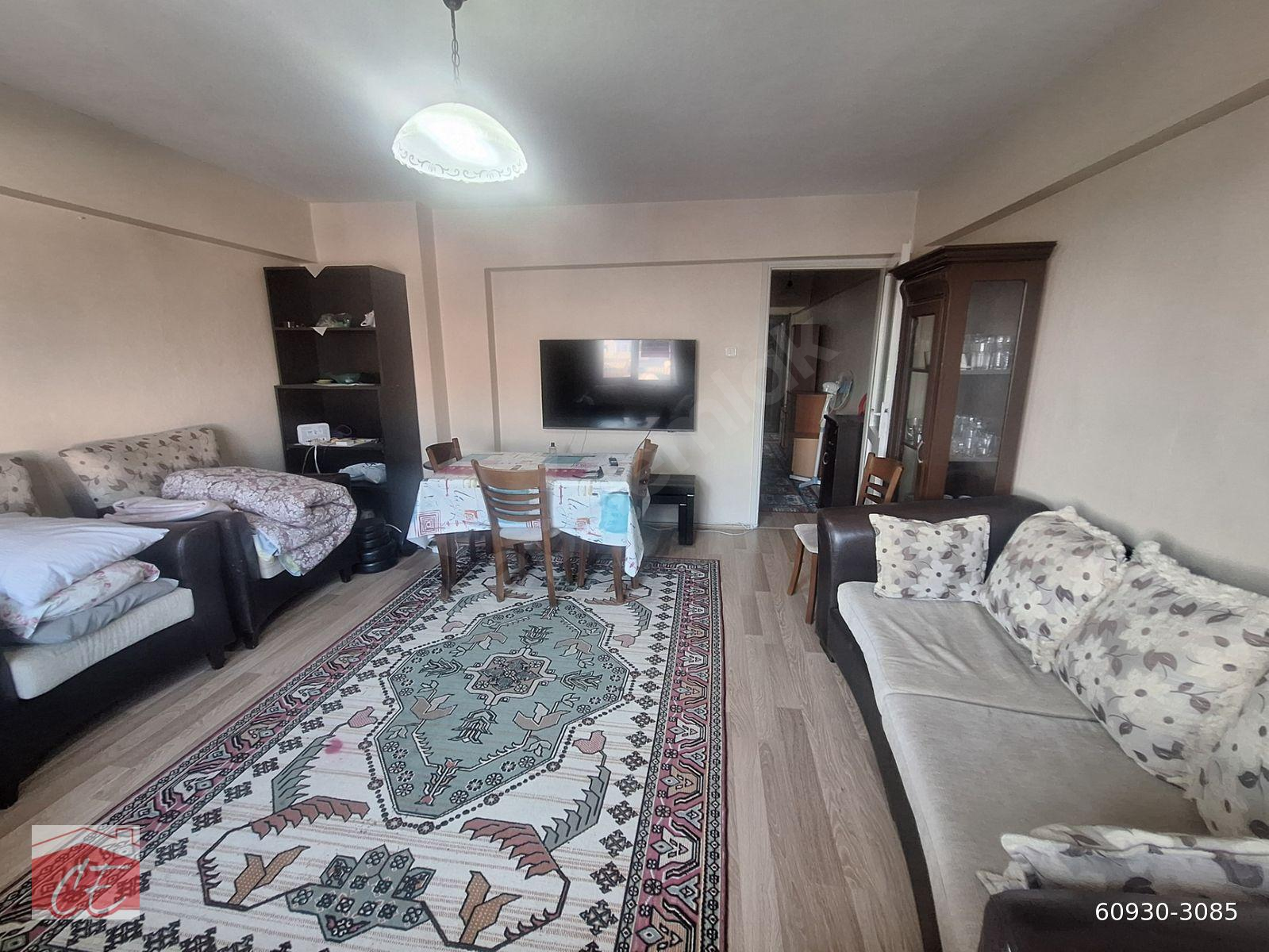 sabri cengiz emlak bornova evka 3 metre karşısı full eşyalı kiralık daire 2+1