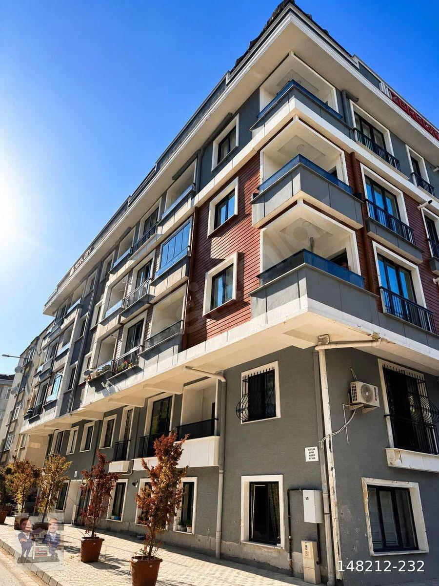 AVCILAR DENİZKÖŞKLERDE BUTİK SİTEDE 2+1 ÇİFT BALKONLU DAİRE