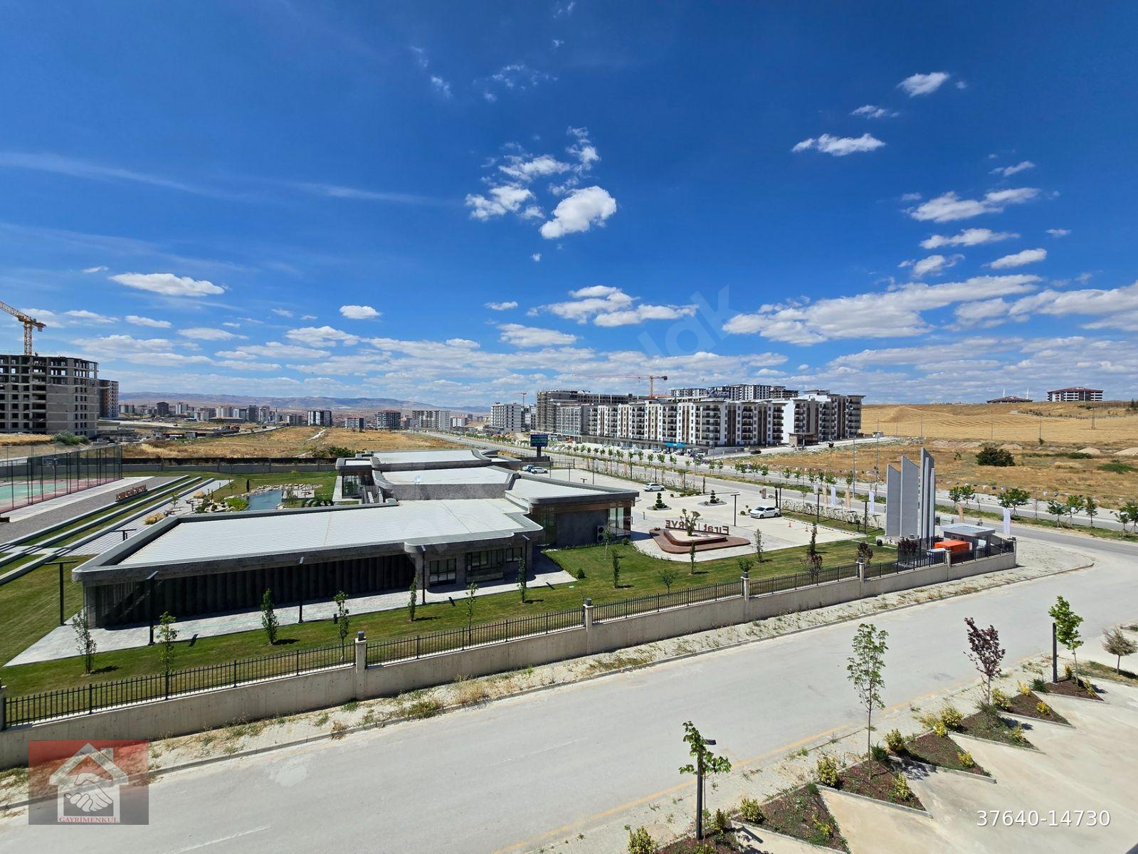 SARAYCIK MAH LAGOM DA KİRALIK PARK MANZARLI 1+1 DAİRE