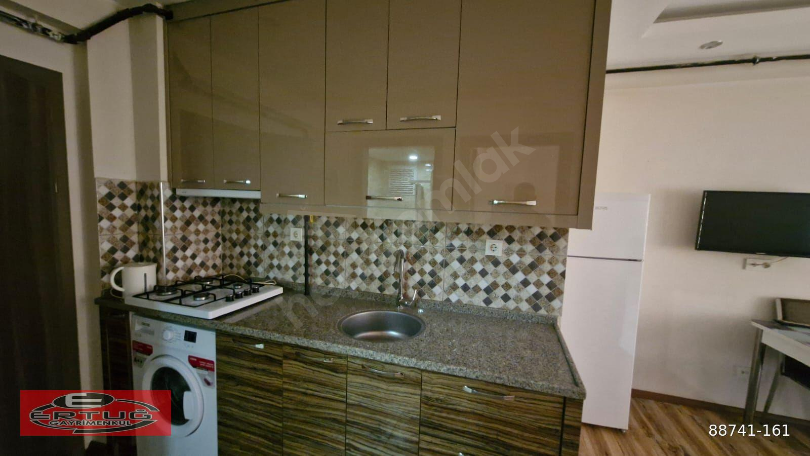 ZEYTİNKÖY CERRAHI HASTAHANESİ ARKASI 55m² 1+1 KİRALIK ARA KAT