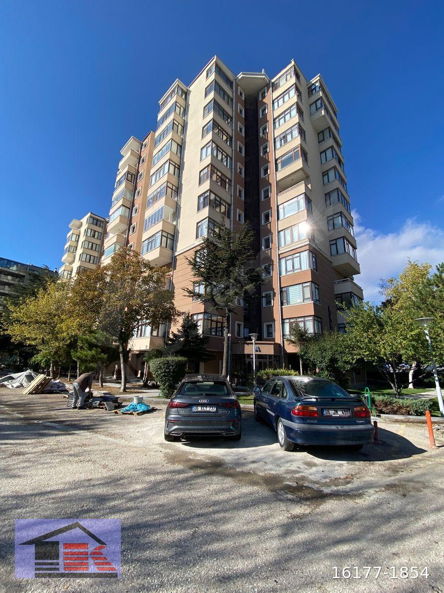 ORAN YOLU TAPU KADASTRO KAVŞAĞI MSB LOJ.YAKININDA 3+1 MERKEZİ SİTEDE 3+1 DAİRE