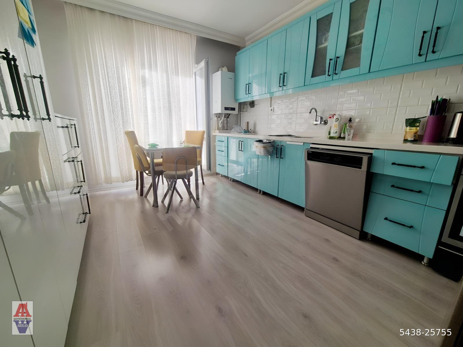 2÷1 2 banyolu manzaralı 125 metrekare asansörlü kapalı gar