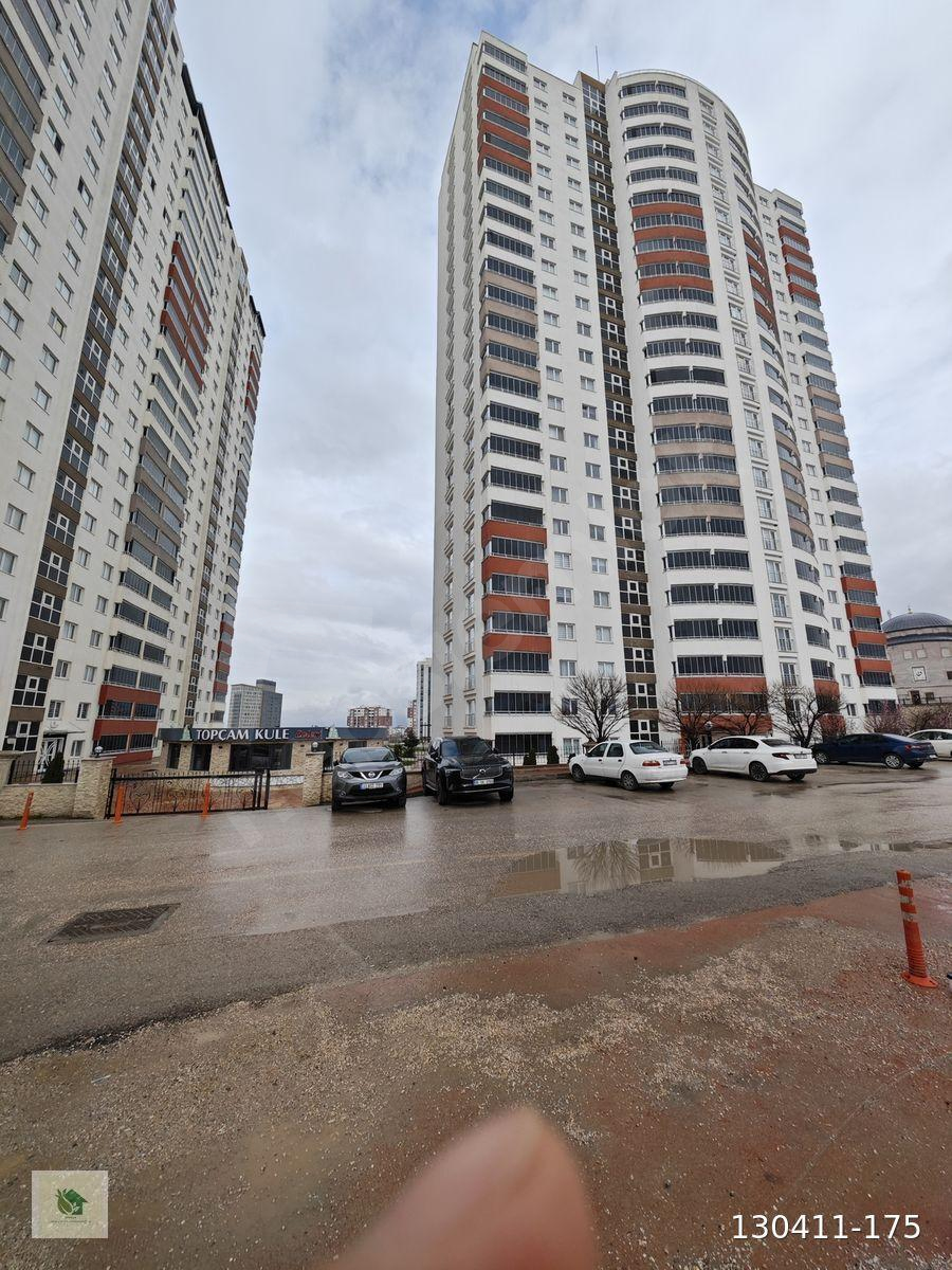 TOPÇAM KULE EVLERİNDE SATILIK MANZRALI 4+1