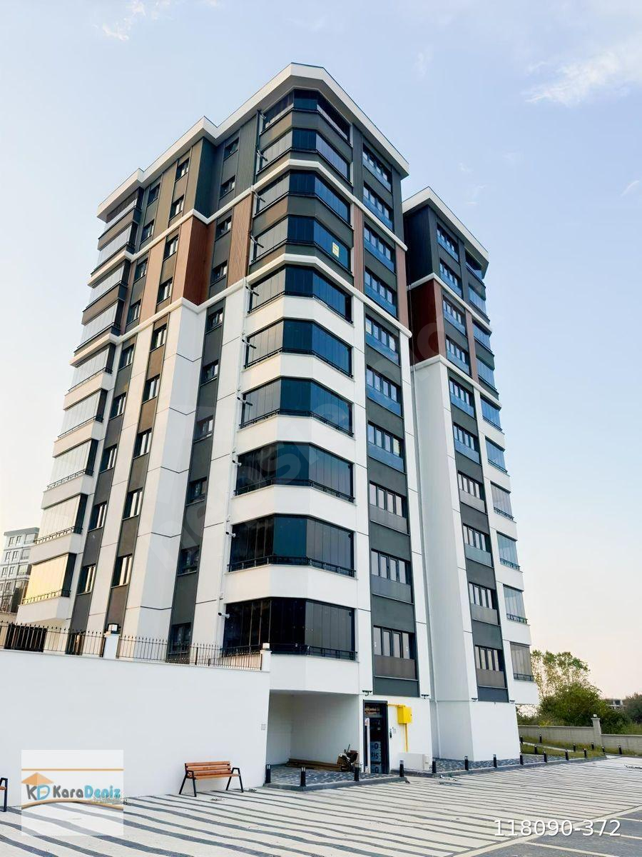 KARADENİZ EMLAKTAN GÖLEVİ MH SİTEDE AYRI MUTFAKLI 3+1 LÜKS DAİRE