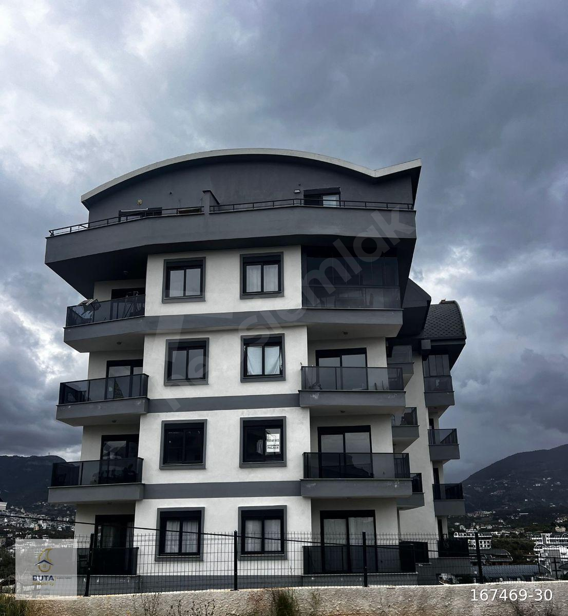 Alanya Oba’da Satılık 1+1 Yeni Daire