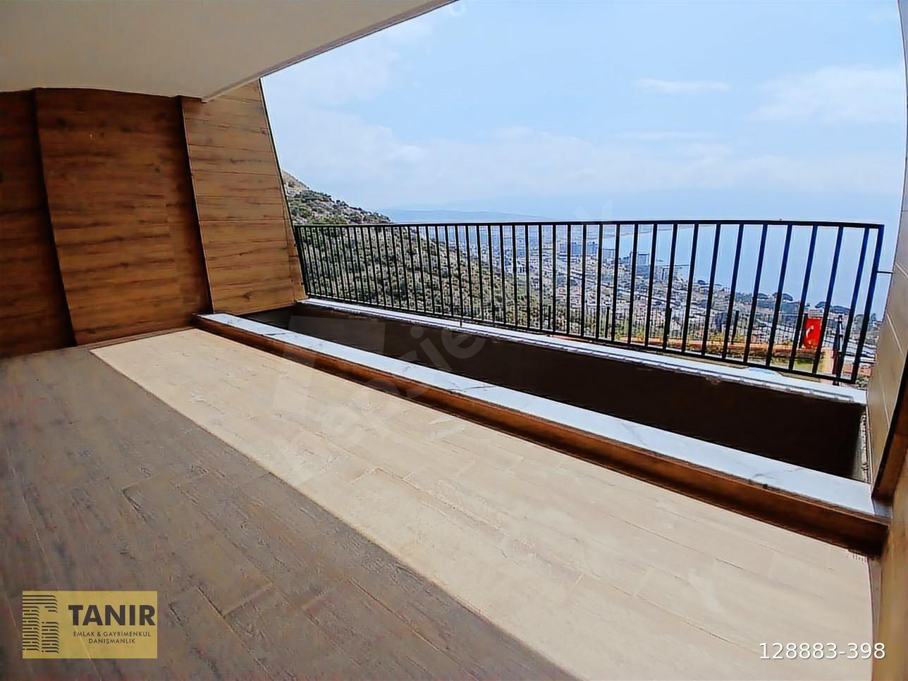KUŞADASI ROYAL PANORAMA FULL DENİZ MANZARALI SIFIR 3+1 DAİRE