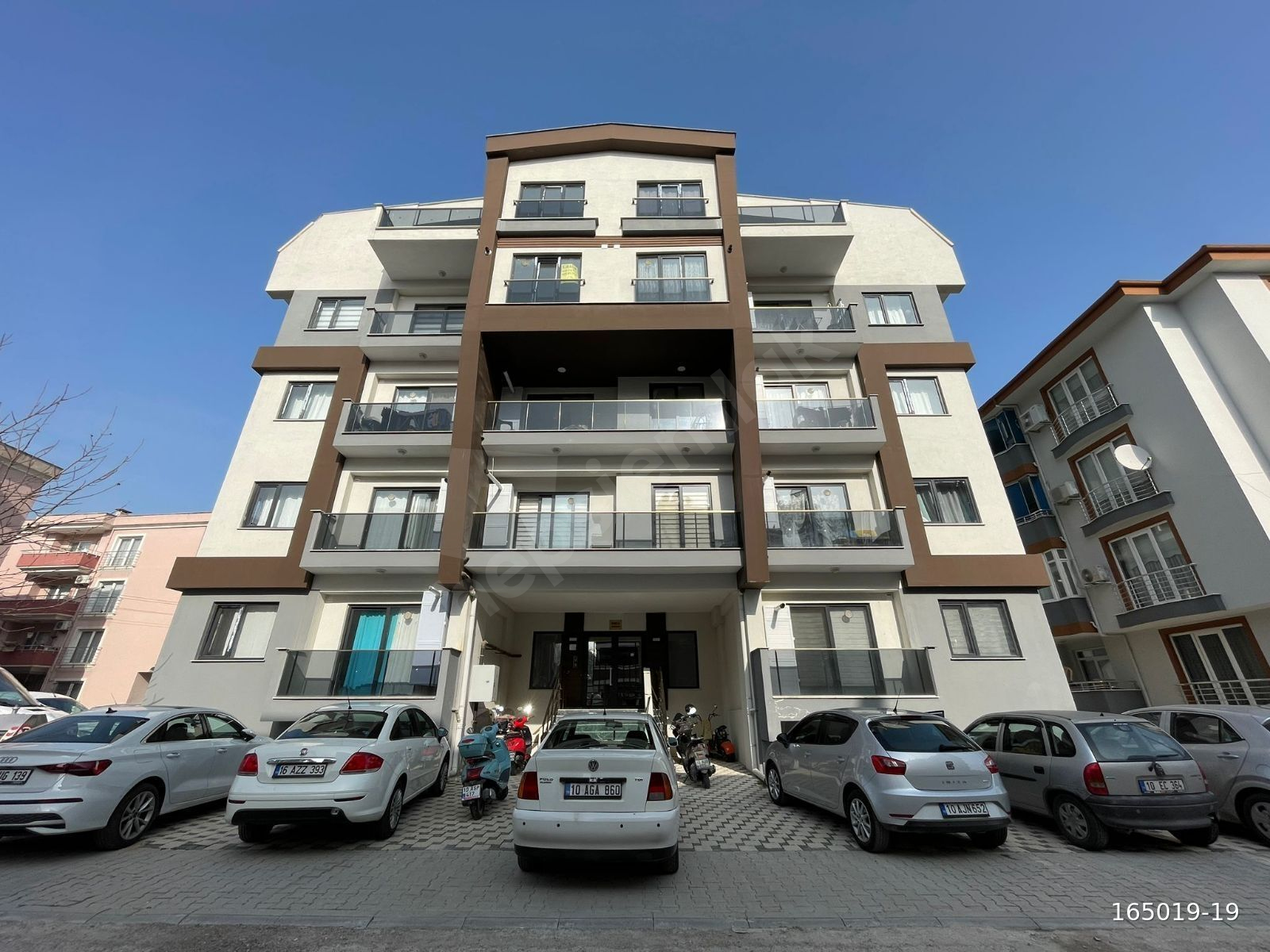 Bahçelievler Mah Savaştepe Cad Kiralık 1+1 Yeni Daire