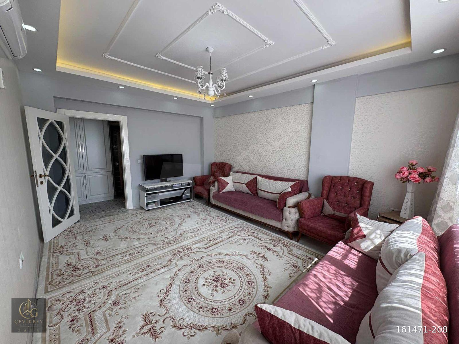 ÇEVİKBEYDEN KARACAAHMET SÜPER KONUMDA ACİL SATILIK 2+1 LÜX DAİRE