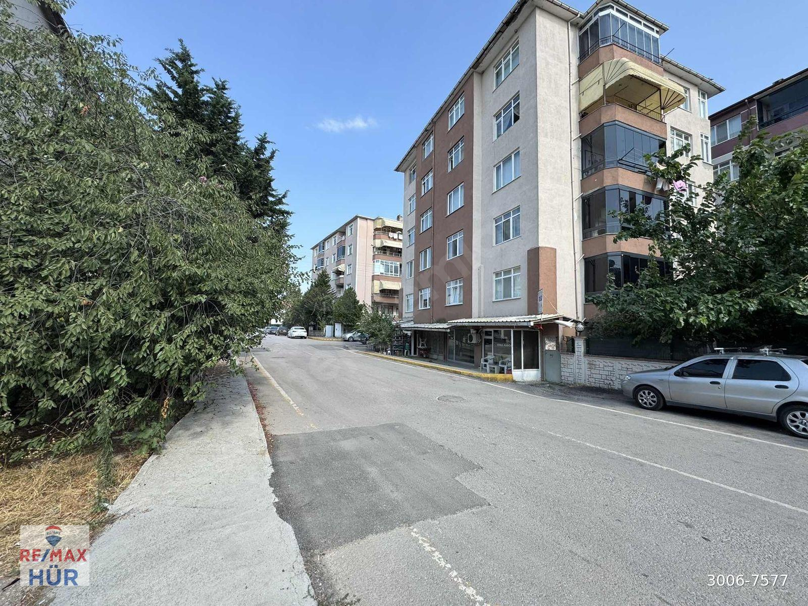 BAŞİSKELE SAHİLE YÜRÜME MESAFESİ 3+1 SATILIK DAİRE