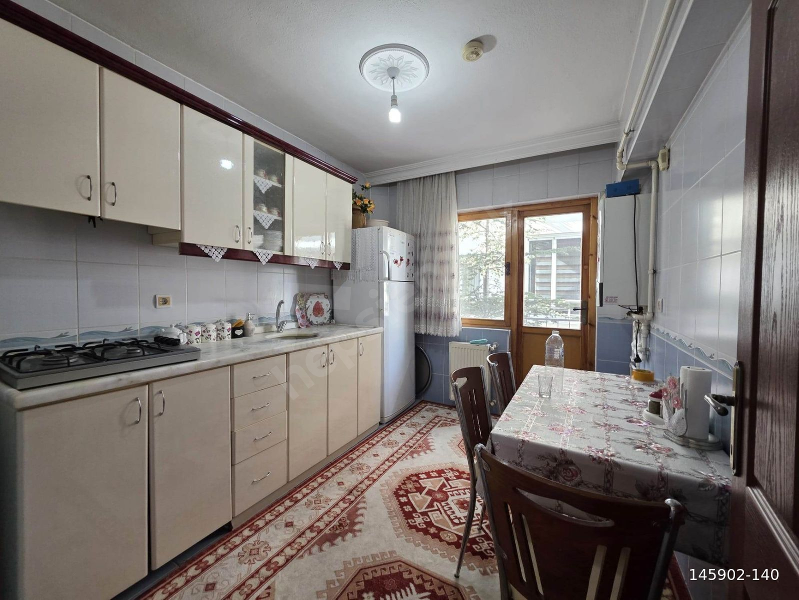 TOPÇU MAH.DE CADDE ÜZERİ YOL CEPHELİ KÖK TAPULU KATTA 2+1