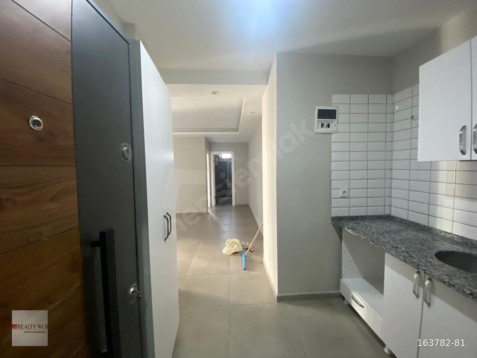 RW BUDUR'DAN MERKEZ MAHALLESİNDE KİRALIK 1+1 DAİRE