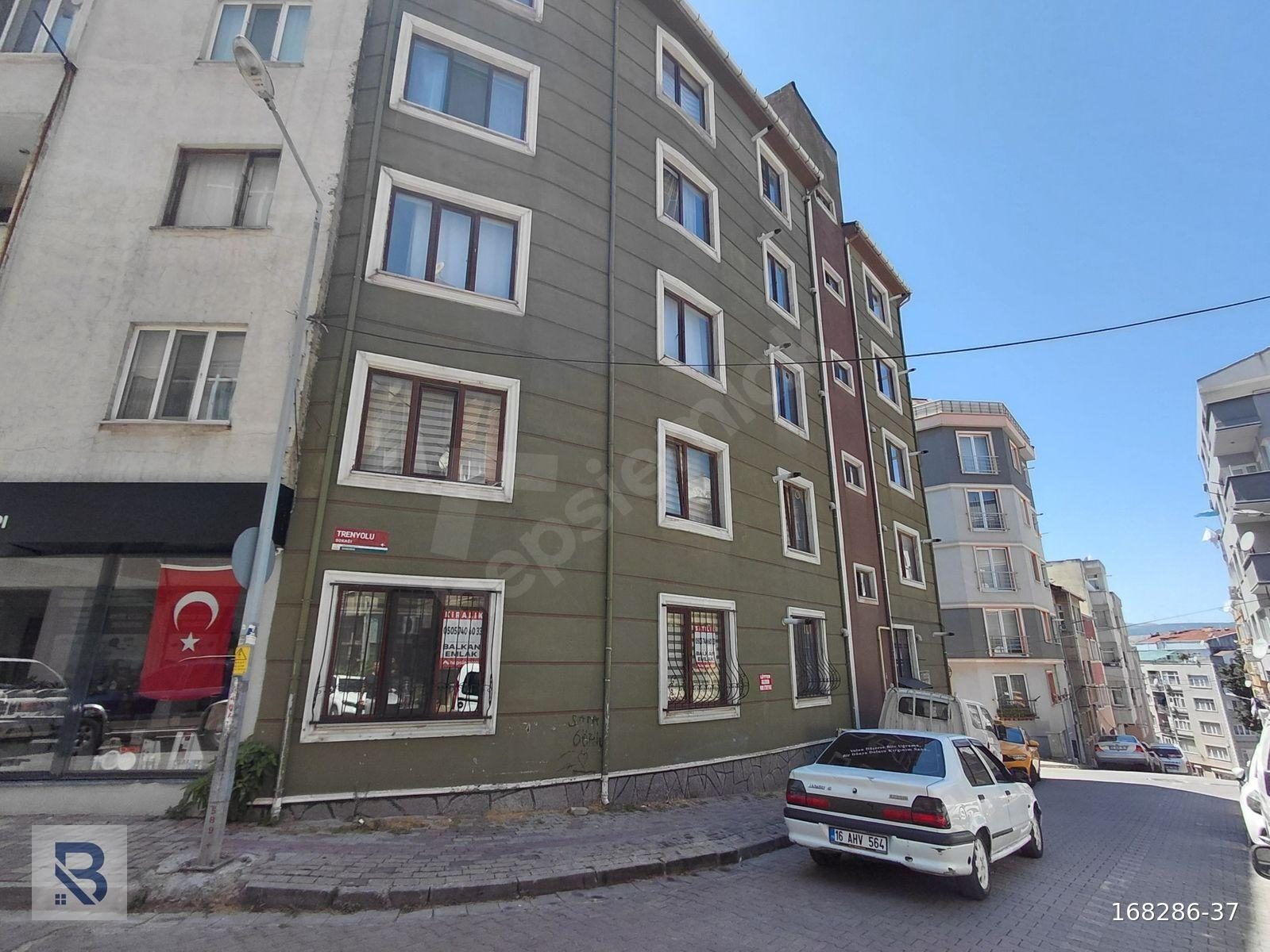 BALKAN EMLAK TAN KİRALIK ŞEHİR MERKEZİNDE 1+1 EŞYALI YENİ DAİRE