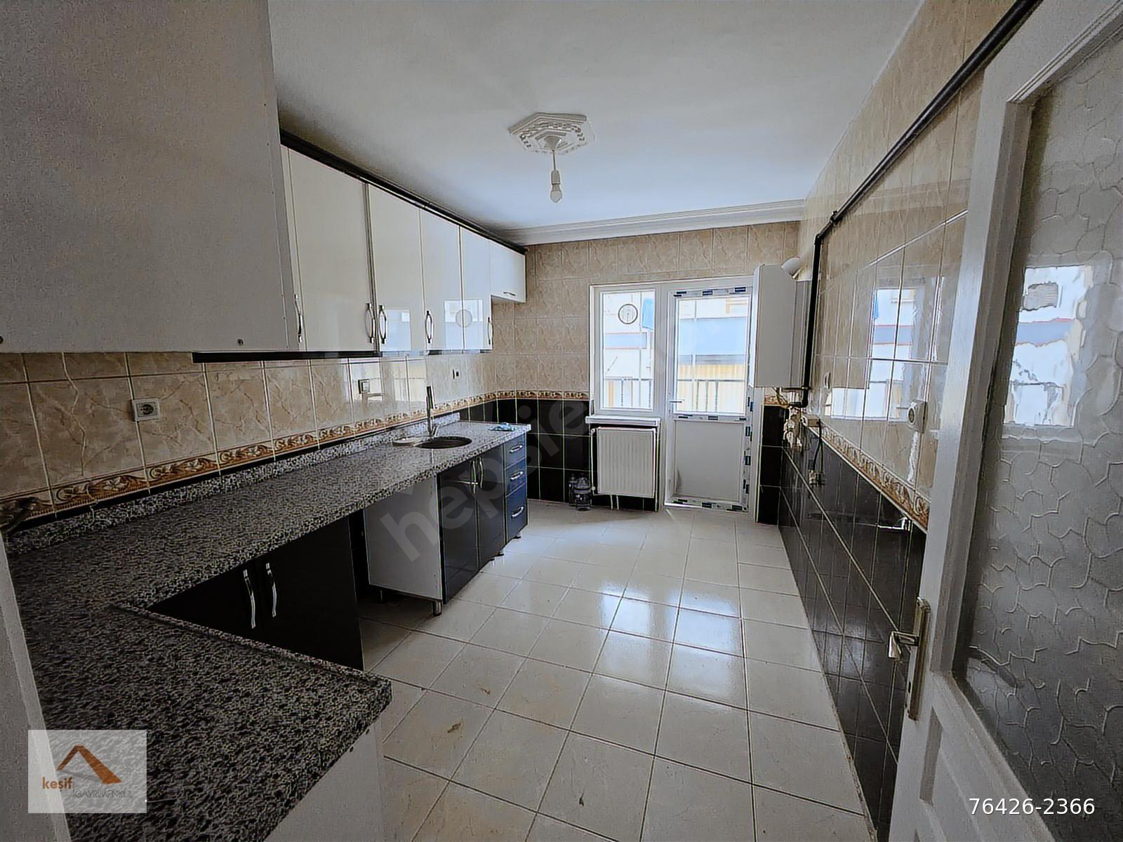ŞEHRİN KALBİNDE LOKASYON AVANTAJLI KİRALIK FIRSAT DAİRE