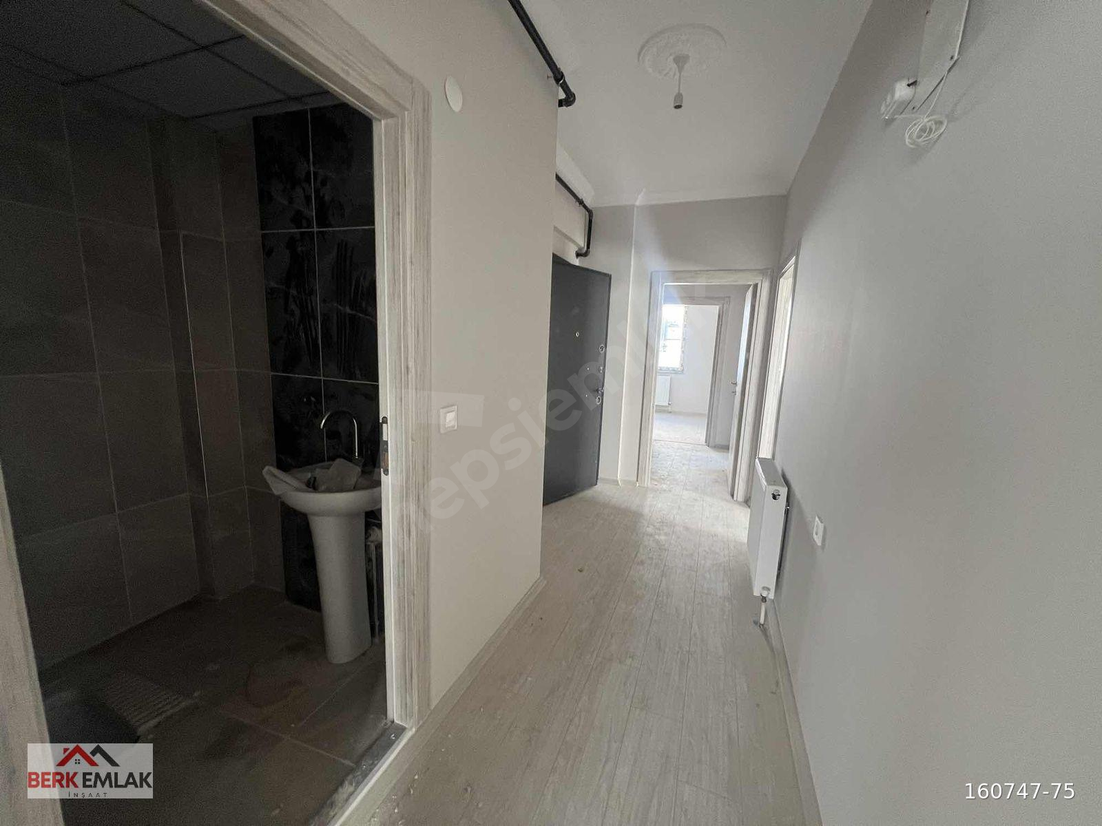OSMANCIK CADDESİ ÖZGÜREVLER BÖLGESİNDE SIFIR 2+1 SATILIK DAİRE