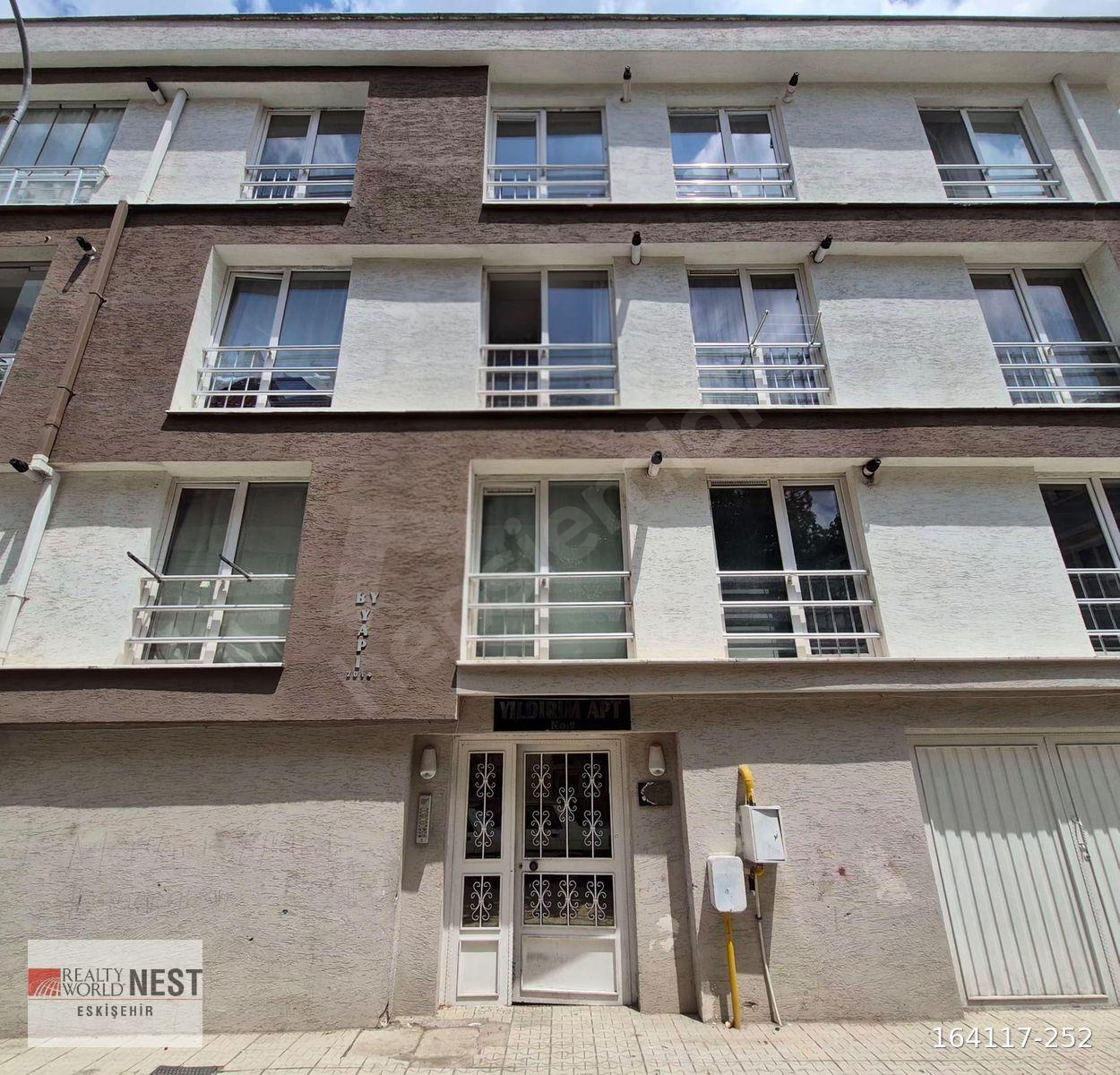 RW NEST'TEN SÜTLÜCE'DE GENİŞ EŞYALI 1+1 KİRALIK DAİRE