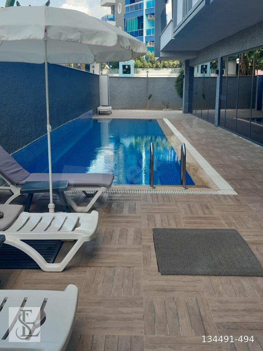 Alanya Mahmutlarda Satılık Eşyalı 1+1 Daire