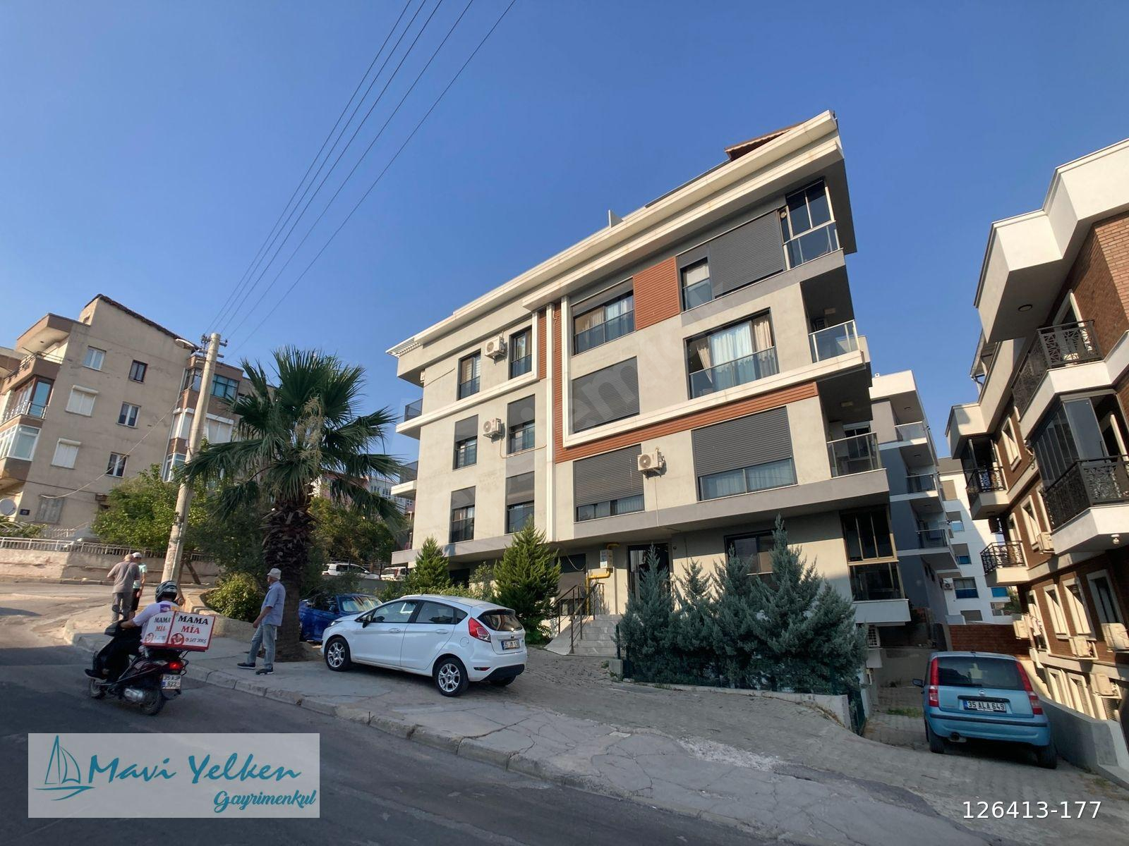 BORNOVA ATATÜRK'DE YATIRIMLIK ARA KAT SATILIK 1+1 DAİRE